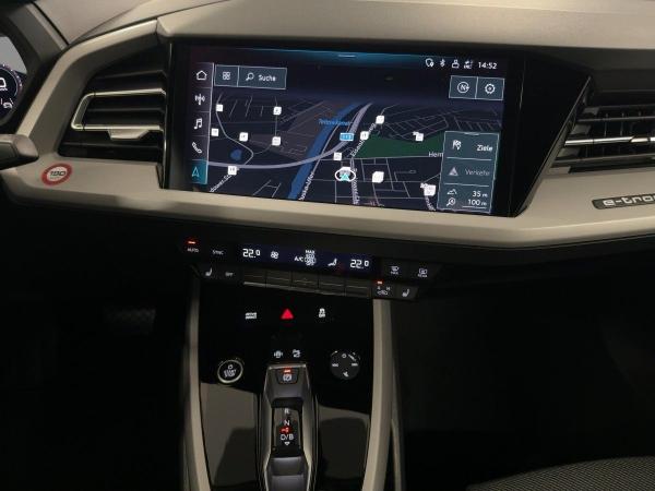 Audi Q4 e-tron Q4 40 e-tron RFK NAVI VIRTUAL HUD DAB SITZHZG