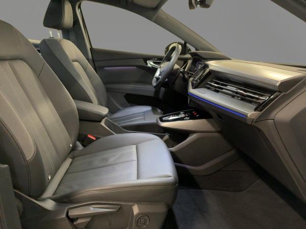 Audi Q4 e-tron Q4 40 e-tron LED RFK NAVI VIRTUAL DAB SITZHZG