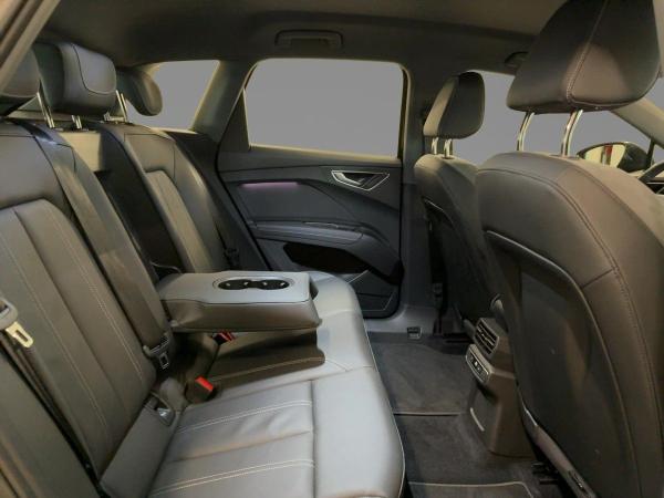 Audi Q4 e-tron Q4 40 e-tron LED RFK NAVI VIRTUAL DAB SITZHZG
