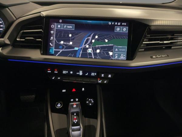 Audi Q4 e-tron Q4 40 e-tron LED RFK NAVI VIRTUAL DAB SITZHZG