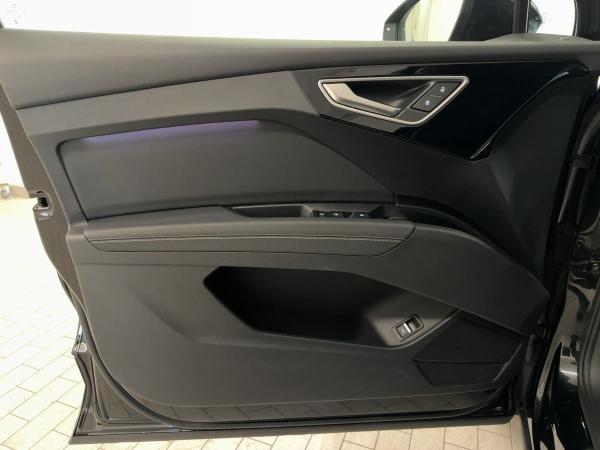 Audi Q4 e-tron Q4 40 e-tron LED RFK NAVI VIRTUAL DAB SITZHZG
