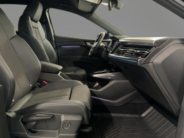 Audi Q4 e-tron Q4 Sportback 35 e-tron MATRIX RFK NAVI HUD