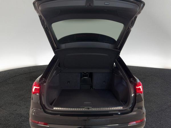 Audi Q3 advanced 35 TFSI 6-Gang VIRTUAL 360° LED NAVI