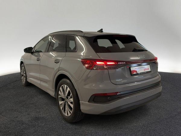 Audi Q4 e-tron Q4 35 e-tron VIRTUAL NAVI PDC RFK DAB SITZHZG