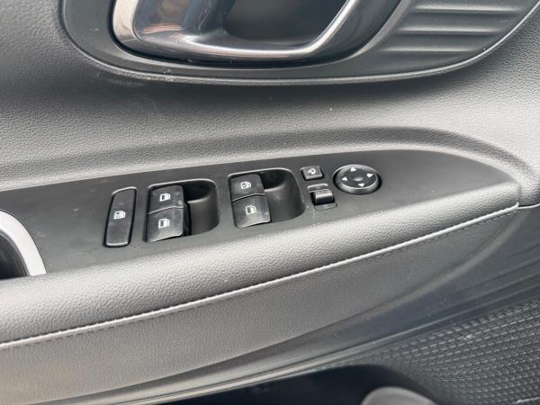 Hyundai i20 FL 1.0 T-GDi  Prime LED/Navi/SHZ/Kamera/GRA