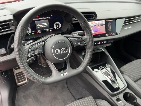 Audi A3 Sportback TFSIe S line 45 S tronic Matrix LED