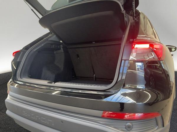 Audi Q4 e-tron 35 Kombiinstrument digital DAB Matrix LED