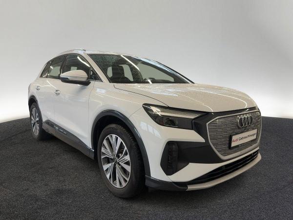 Audi Q4 e-tron S line 40 ACC KAMERA WÄRMEPUMPE