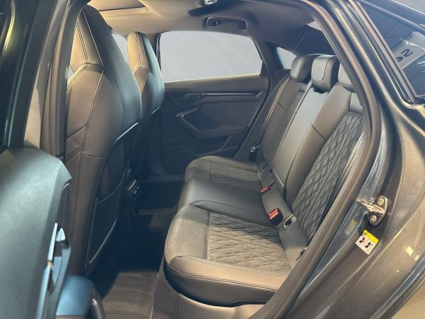 Audi RS3 RS 3 Limousine  294 kW S tronic Sonderkonditionen*