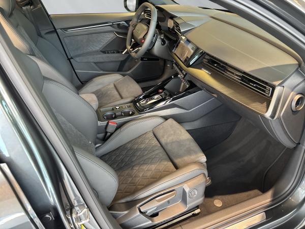 Audi RS3 RS 3 Limousine  294 kW S tronic Sonderkonditionen*
