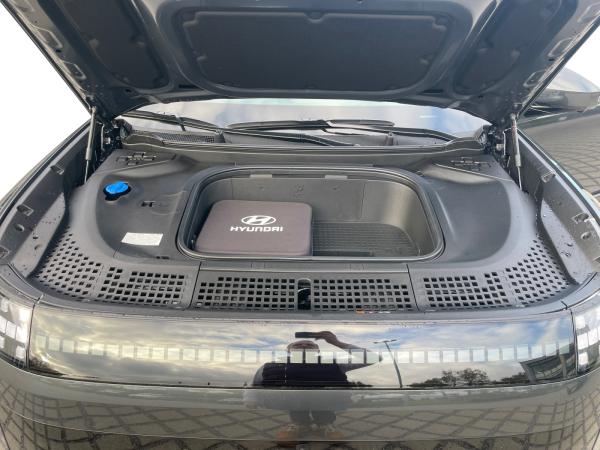 Hyundai IONIQ 9 UNIQ Allrad 7-Sitzer 110 kWh