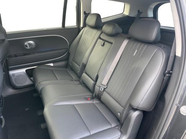 Hyundai IONIQ 9 UNIQ Allrad 7-Sitzer 110 kWh