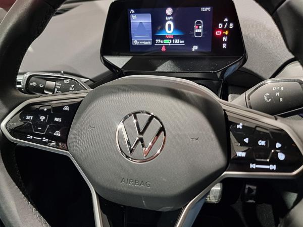 Volkswagen ID.4 Pure IQ-LIGHT Wärmepumpe ACC Ganzjahresreifen