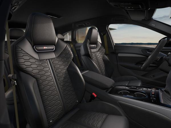 Audi RS5 inkl. AUDI Sport Paket „Zwei Antriebe. Ein Adrenalinlevel.“ mit 0,5% Versteuerung