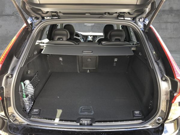 Volvo XC60 T6 AWD Plus Black Ed. Plug-In (EURO 6e)