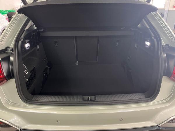 Audi Q2 advanced 35 TFSI Navi Matrix Parken Sportsitze