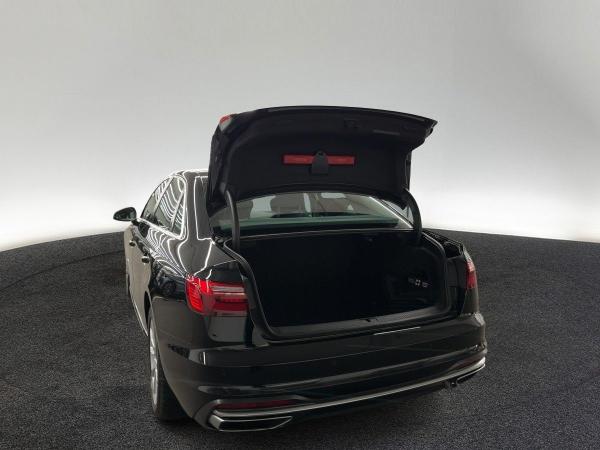 Audi A4 Limousine Advanced 40 TDI S tr. LED NAVI RFK ACC