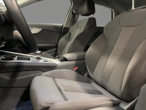 Audi A4 Limousine Advanced 40 TDI S tr. LED NAVI RFK ACC