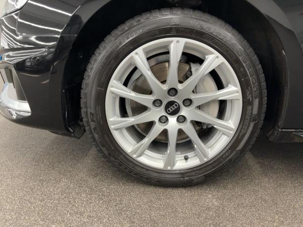 Audi A4 Limousine Advanced 40 TDI S tr. LED NAVI RFK ACC