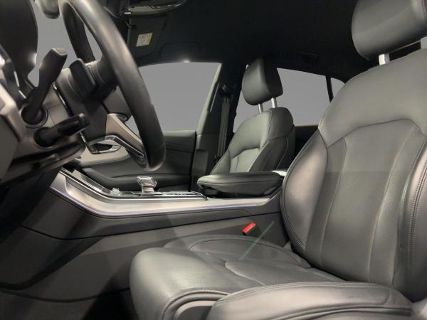 Audi Q8 55 TFSI qu.tiptr. AHK MATRIX 360°K HUD VIRTUAL