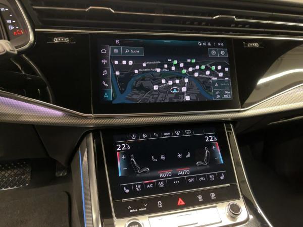 Audi Q8 55 TFSI qu.tiptr. AHK MATRIX 360°K HUD VIRTUAL
