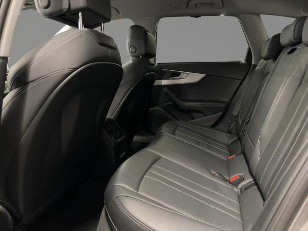 Audi A4 Avant S line 40 TDI qu.S tr. PDC MATRIX NAVI