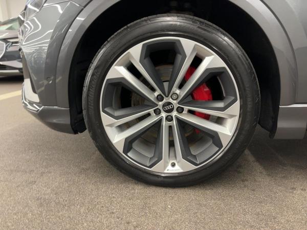 Audi Q8 50 TDI qu.tiptr. STDHZG MATRIX 360°K HUD