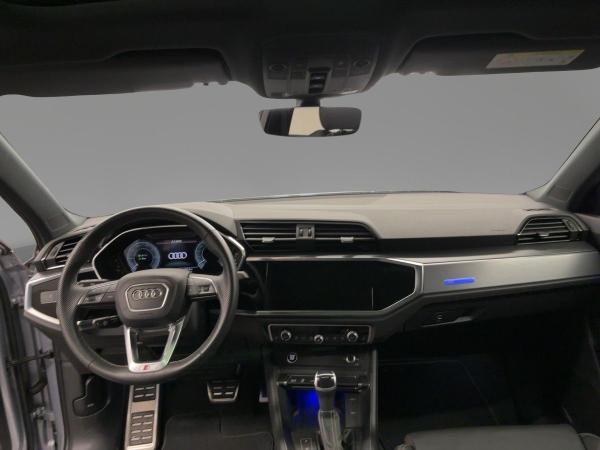 Audi Q3 TFSI e 45 e S tr. PDC LED NAVI VIRTUAL PANO