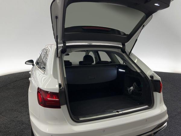 Audi A4 Avant Advanced 40 TFSI qu.S tr. LED RFK