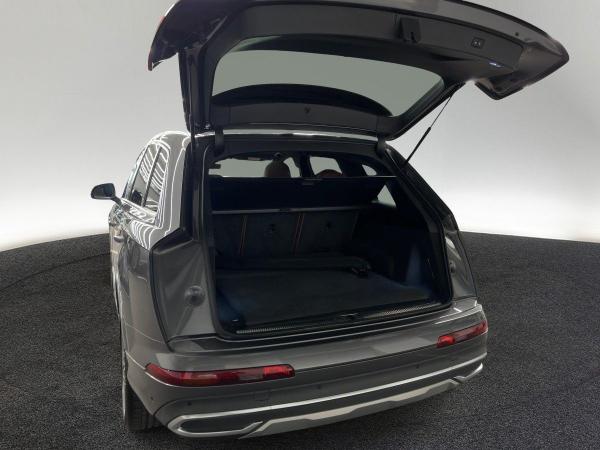 Audi Q7 45 TDI qu. tiptr. MATRIX RFK PANO B&O