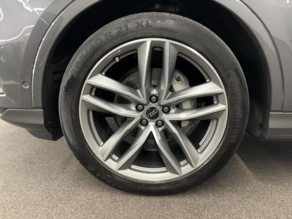 Audi Q7 45 TDI qu. tiptr. MATRIX RFK PANO B&O