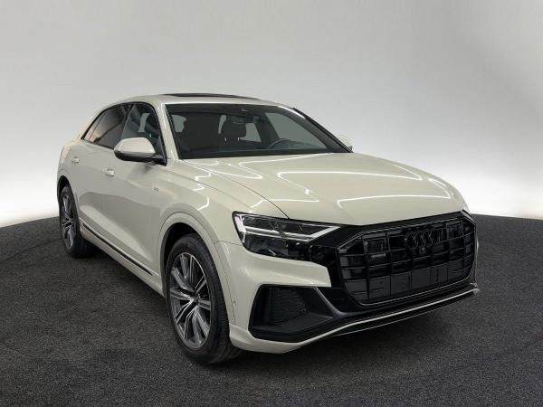 Audi Q8 45 TDI qu.tiptr. LED NAVI 360°K PANO VIRTUAL