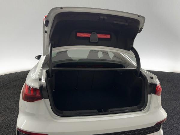 Audi RS3 RS 3 Limousine S tr. MATRIX NAVI RFK HUD VIRTUAL