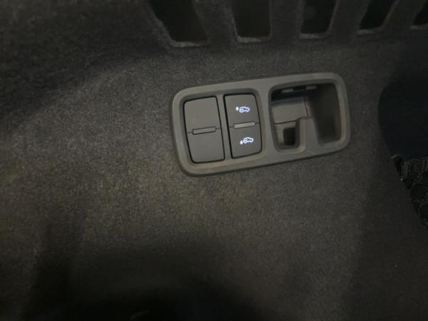 Audi Q8 45 TDI qu.tiptr. LED NAVI 360°K PANO VIRTUAL