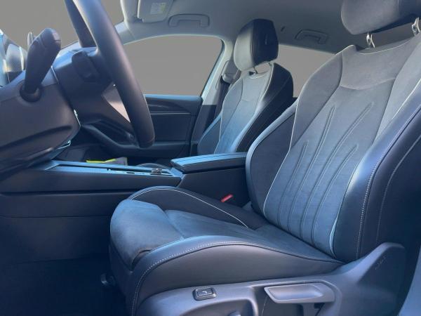 Volkswagen Passat Variant 1.5 TSI eHybrid Navi AHK ACC