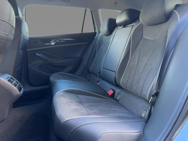 Volkswagen Passat Variant 1.5 TSI eHybrid Navi AHK ACC