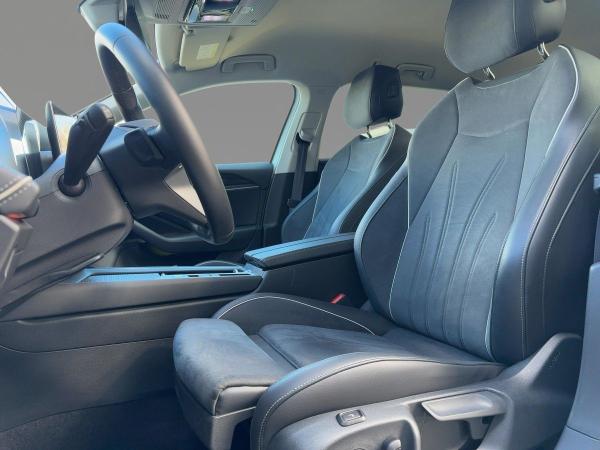 Volkswagen Passat Variant 1.5 TSI eHybrid Business DSG AHK