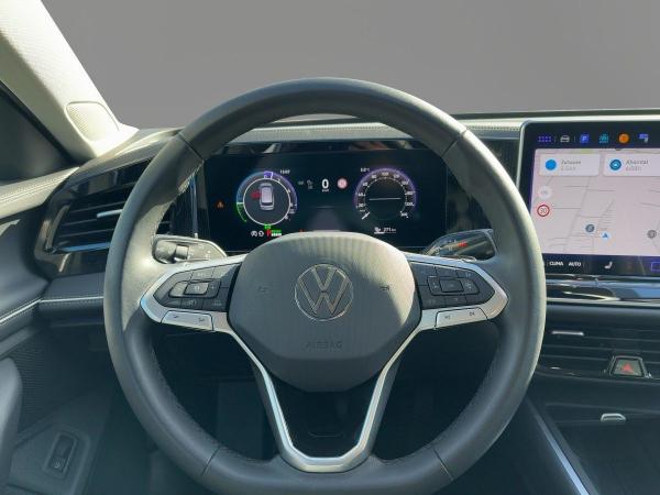Volkswagen Passat Variant 1.5 TSI eHybrid DSG AHK Navi LED