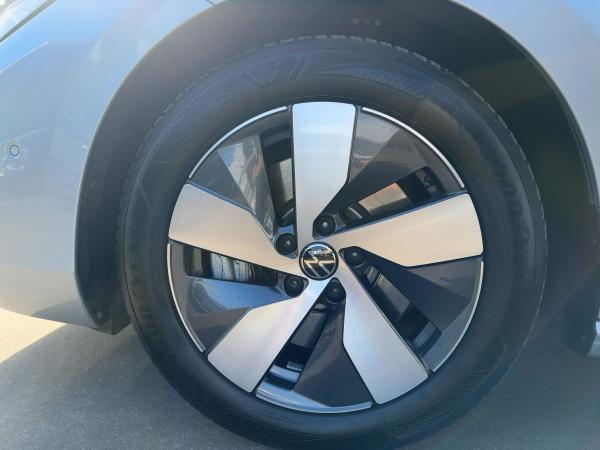 Volkswagen Passat Variant 1.5 TSI eHybrid DSG AHK HeadUp