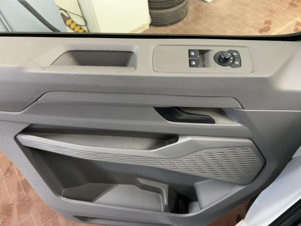 Volkswagen Transporter Kasten 2.0 TDI LED Einparkhilfe