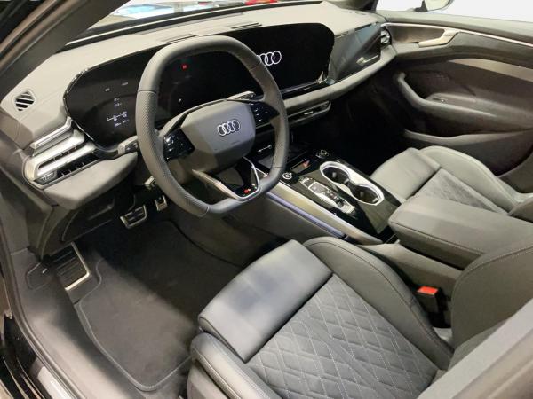 Audi A6 Avant e-hybrid quattro S tronic 360