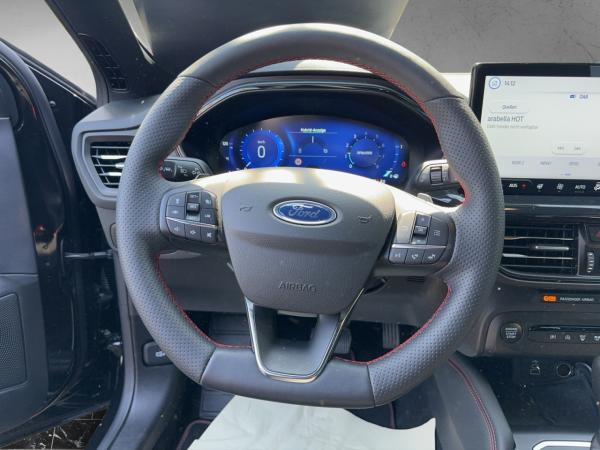 Ford Focus ST-Line X Automatik Sportpaket Bluetooth LED