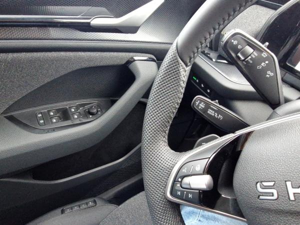 Skoda Kodiaq 2.0 TDI Selection DSG 4x4 Matrix Navi AHK