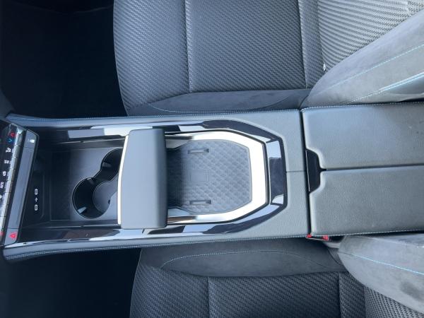 Renault Espace 1.2 E-TECH Esprit Alpine 7. Sitzplätze