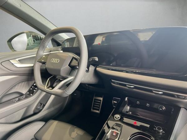 Audi A5 Avant e-hybrid quattro S tronic