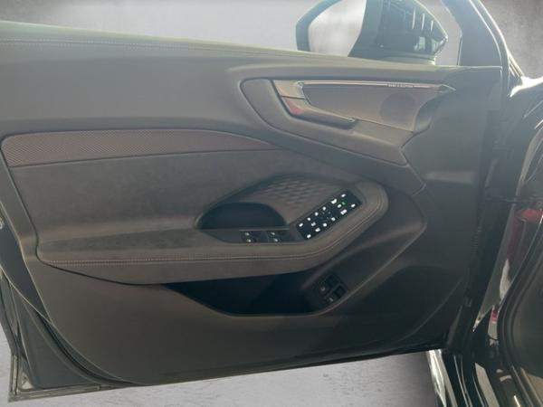 Audi A5 Avant e-hybrid quattro S tronic