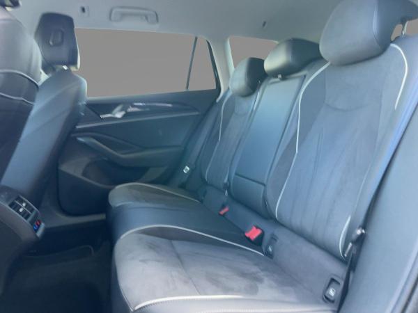 Volkswagen Passat Variant 1.5 TSI e-Hybrid HeadUp AHK ACC