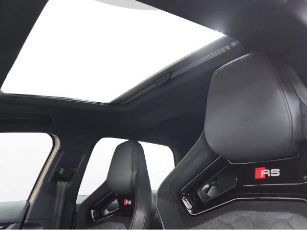 Audi RS3 Sportback exclusive RS-Abgas Pano LM 19" RFK Sonos Head-Up