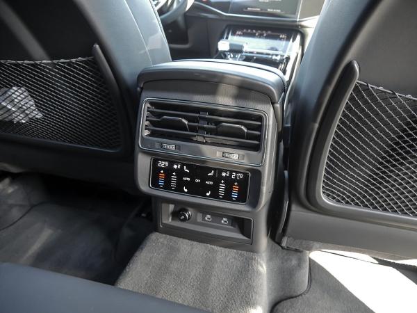 Audi Q7 SUV S line 55 TFSI quattro tptronic EXCLUSIV Lack