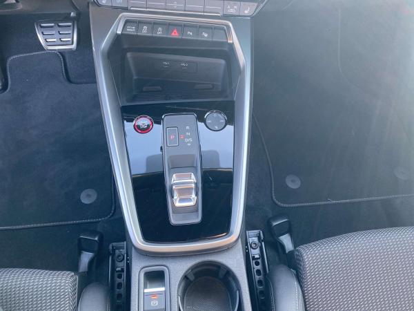 Audi S3 Sportback 2.0 TFSI quattro S-tronic Matrix Navi ACC RFK B&O